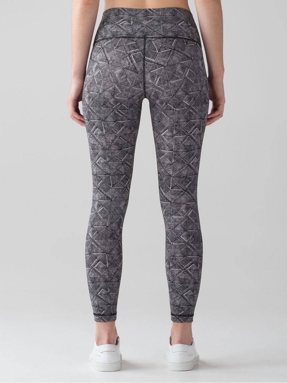 Lululemon Wunder Under Hi-Rise 7/8 Tight (Full-On Luxtreme 25")
Formation Alpine